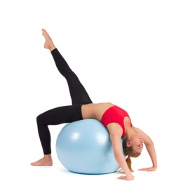 Imagen Mujer haciendo Metodo Pilates con Balon Clinica Fisioterapia FisioSipos Villaverde Alto Madrids